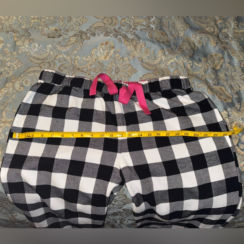 World Market -100% Cotton Flannel- Buffalo Plaid Reversible Roll Up Lounge Pants - Picture 11 of 13